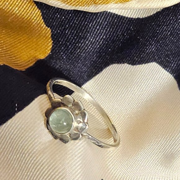 Topaz Marble Flower Ring - Picture 2 of 5